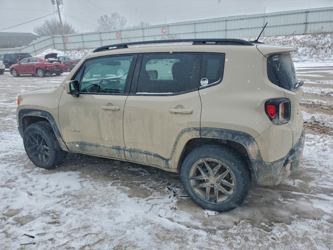 2015 JEEP RENEGADE LATITUDE photo 2