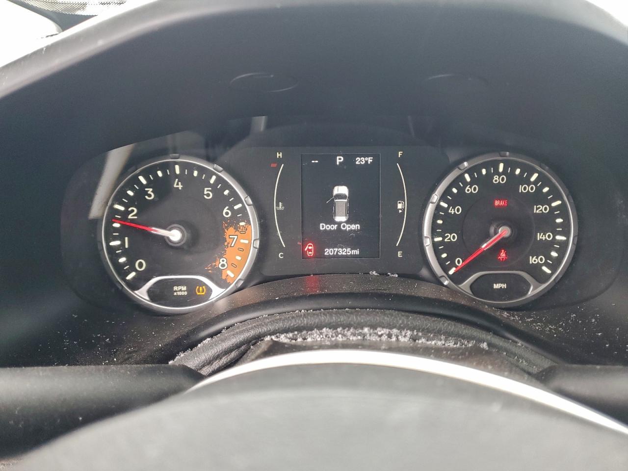 2015 JEEP RENEGADE LATITUDE photo 9