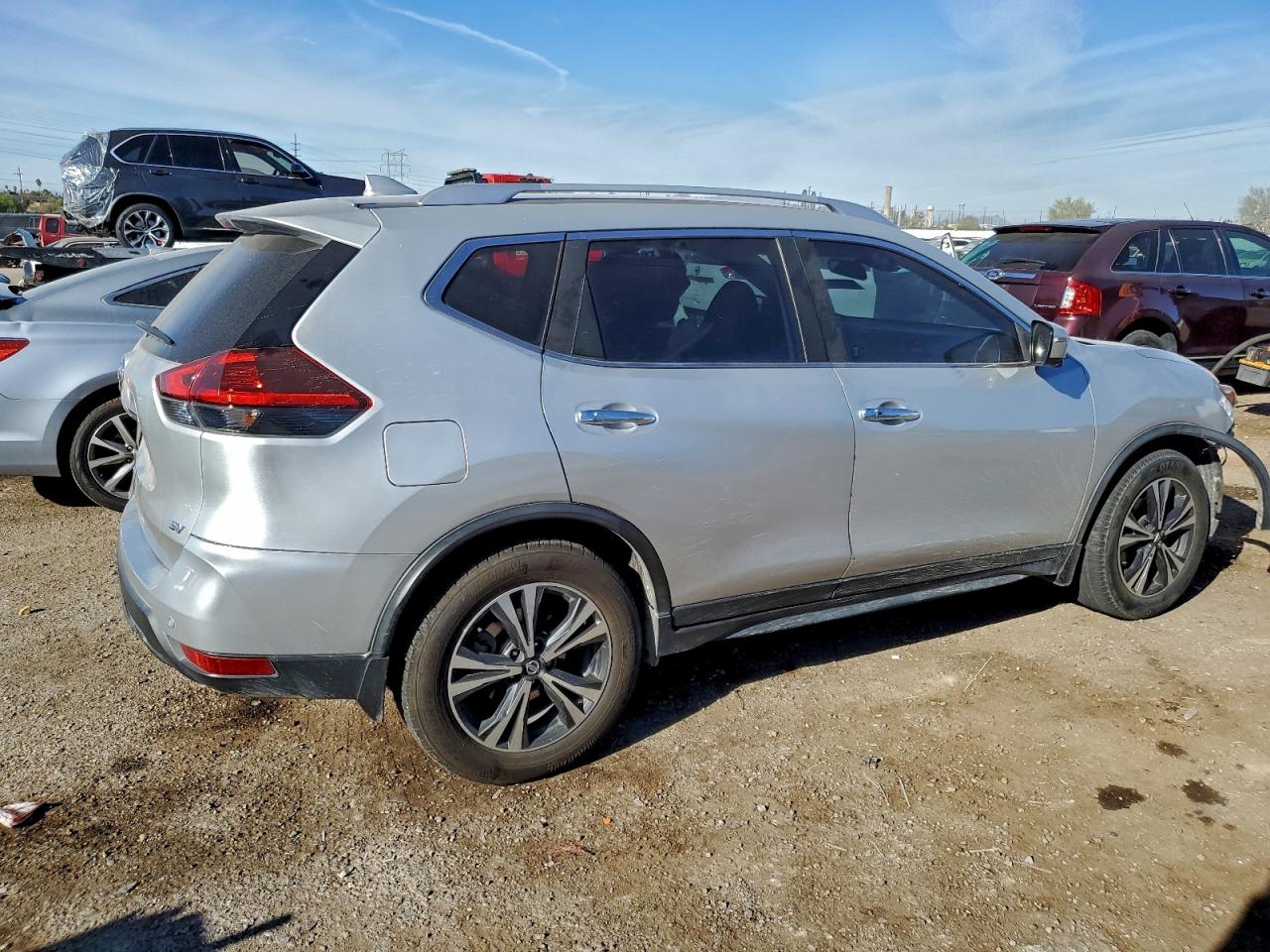 2019 NISSAN ROGUE S photo 3