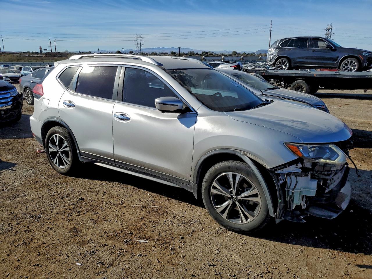 2019 NISSAN ROGUE S photo 4
