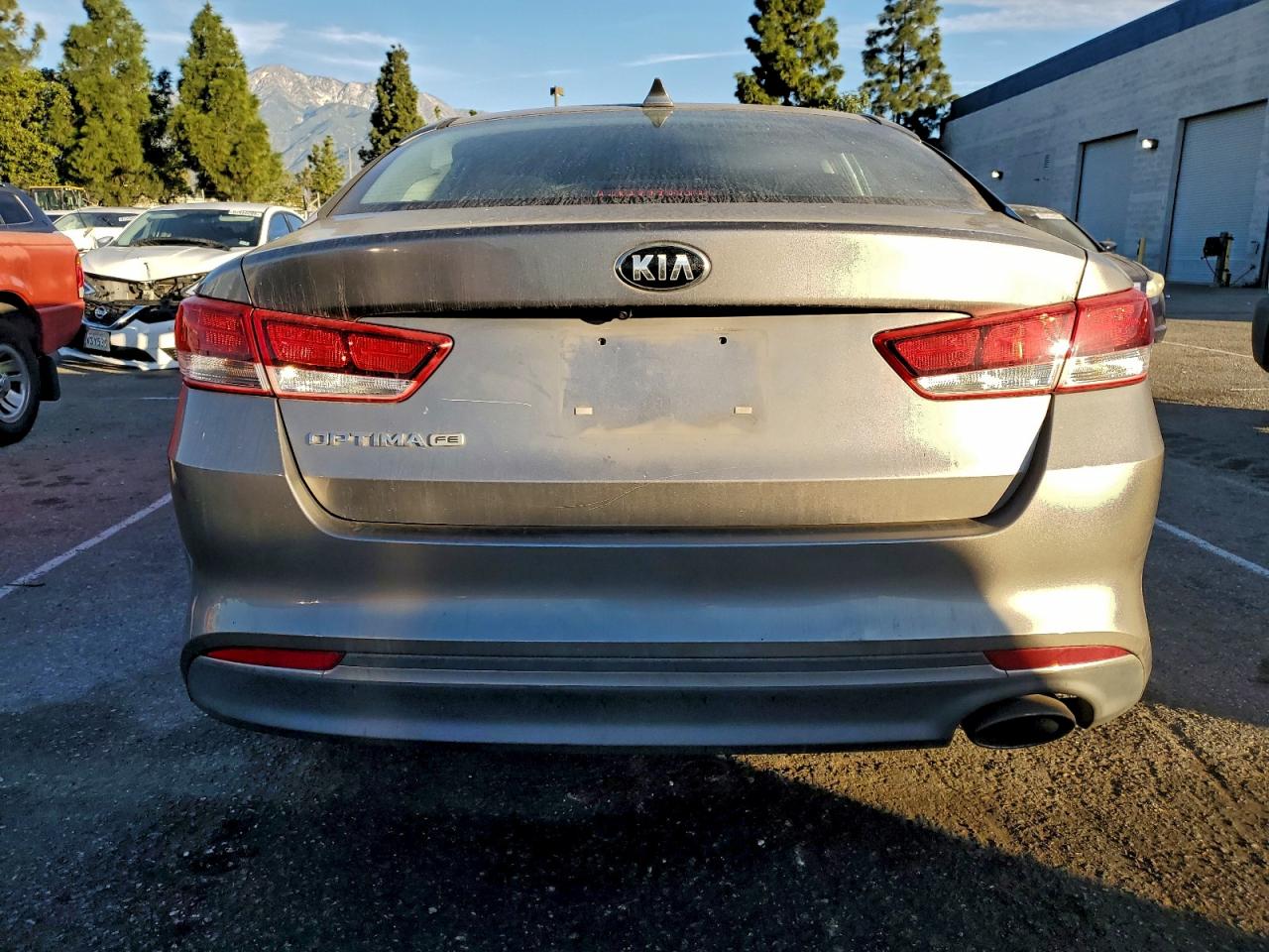 2016 KIA OPTIMA LX photo 6