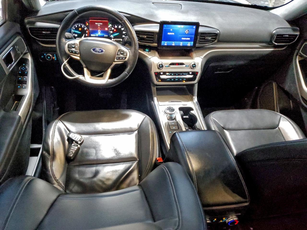 2021 FORD EXPLORER XLT photo 8