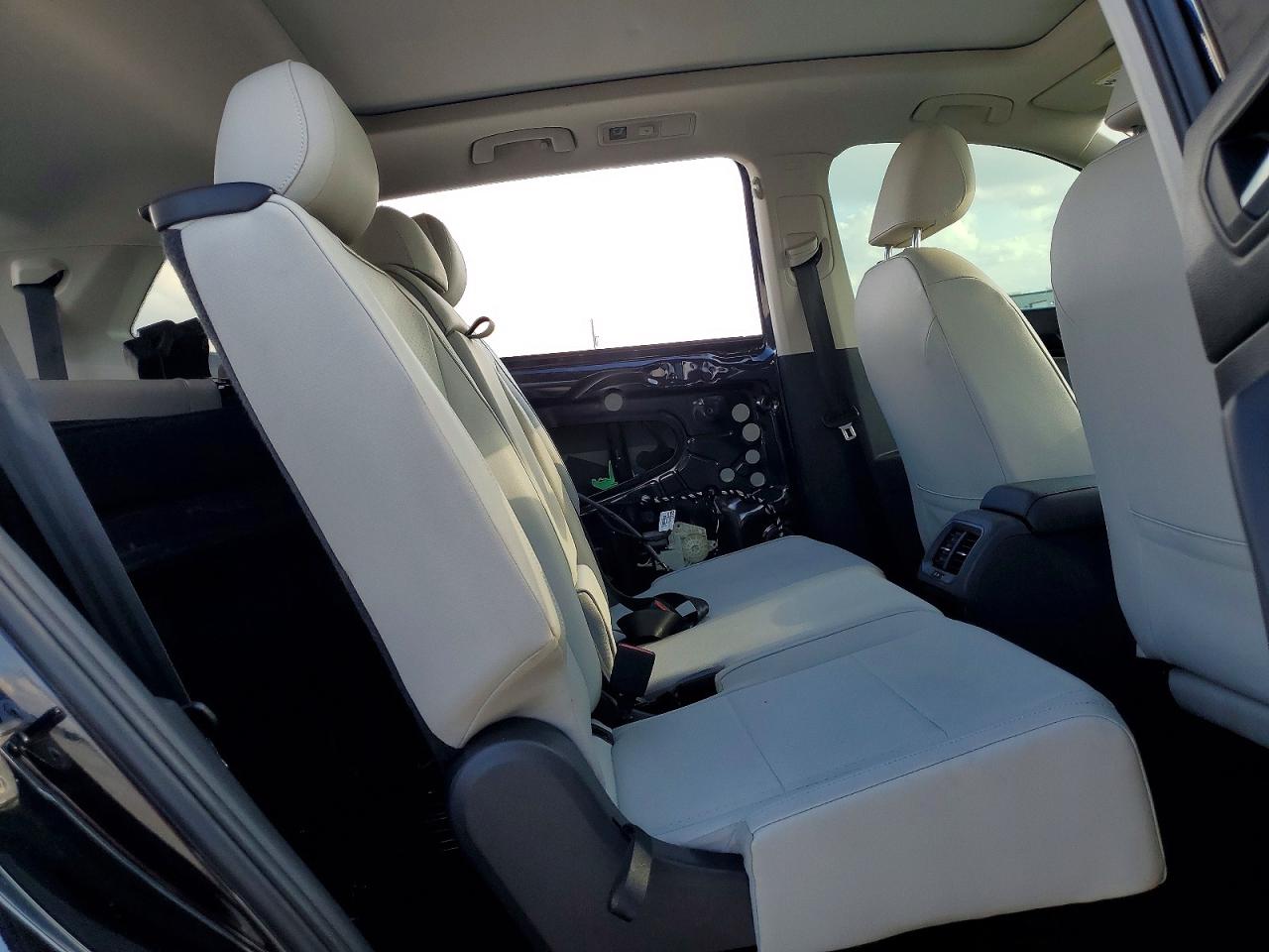 2020 VOLKSWAGEN TIGUAN SE photo 11