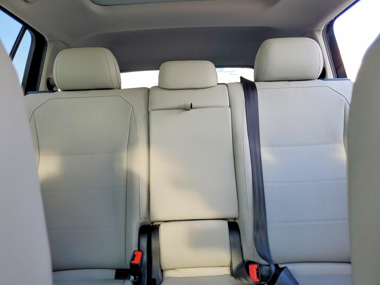 2020 VOLKSWAGEN TIGUAN SE photo 10