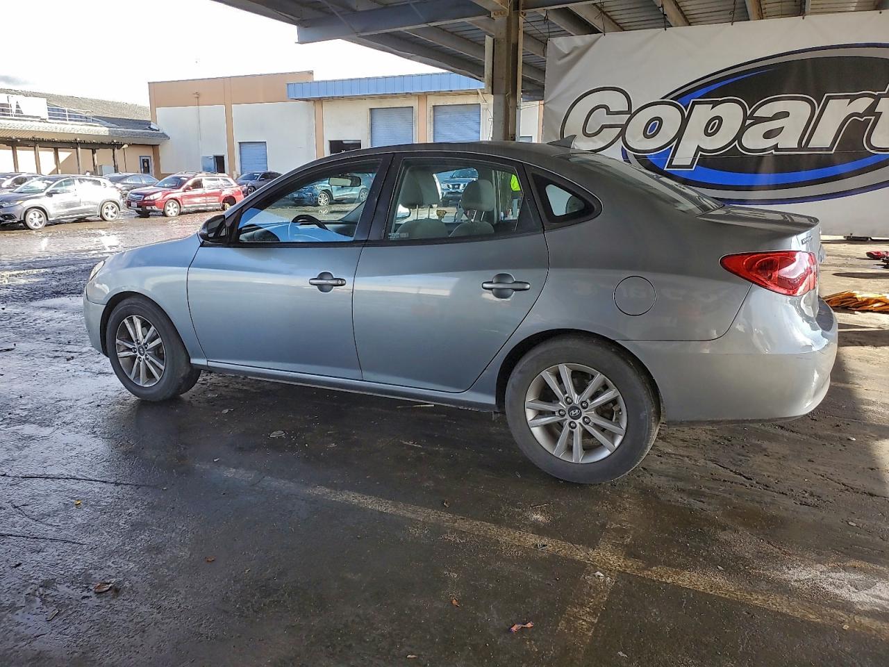 2010 HYUNDAI ELANTRA BLUE photo 2