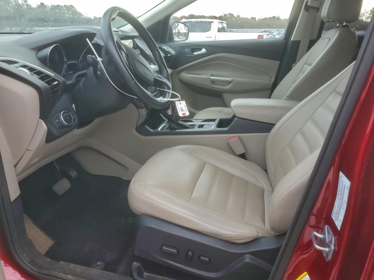 2017 FORD ESCAPE TITANIUM photo 7