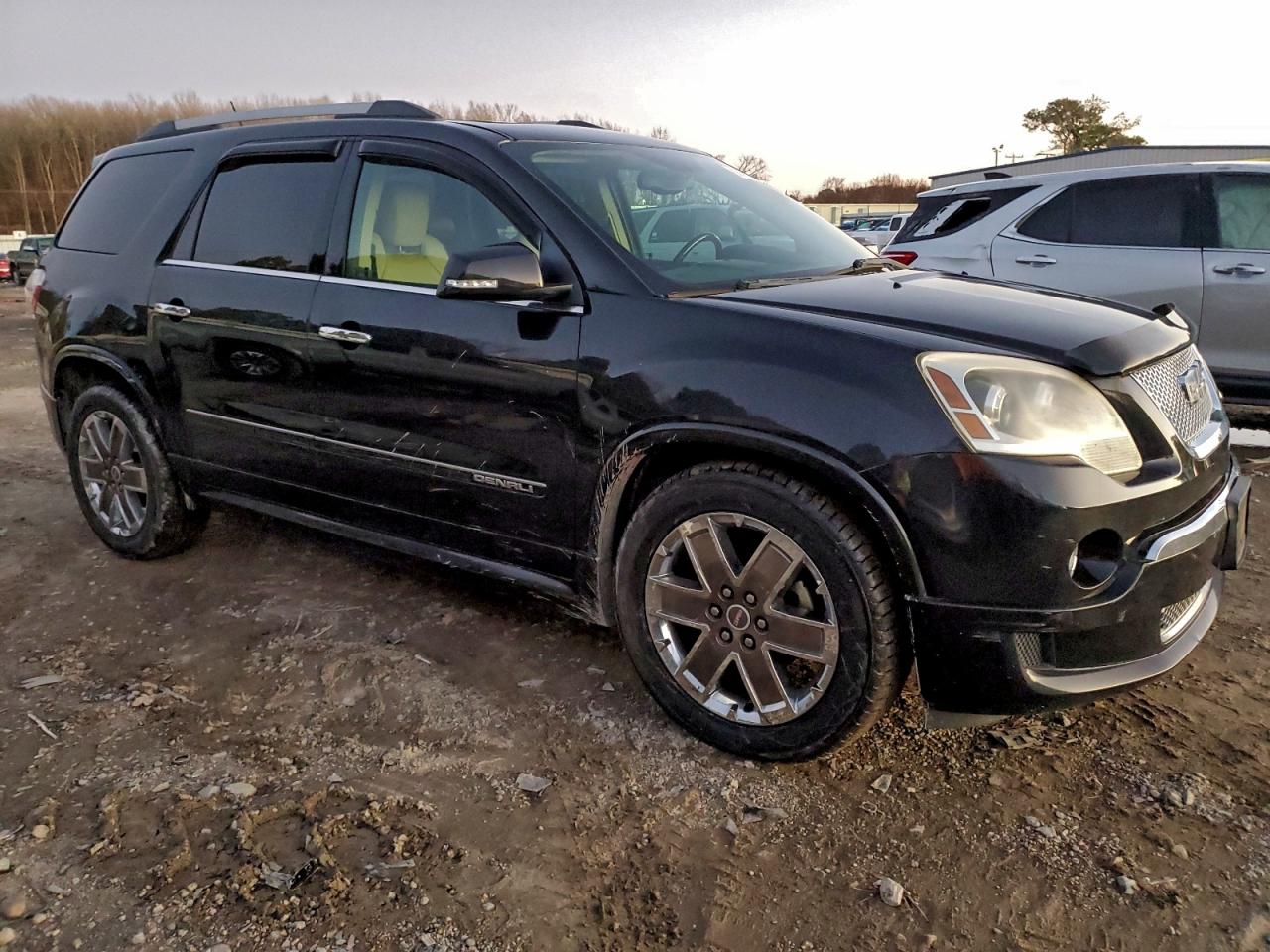 2011 GMC ACADIA DENALI photo 7