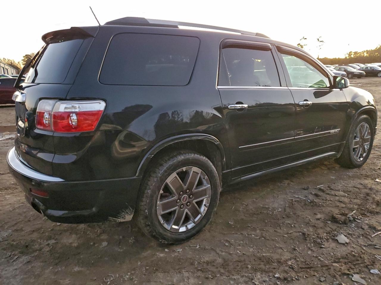 2011 GMC ACADIA DENALI photo 5