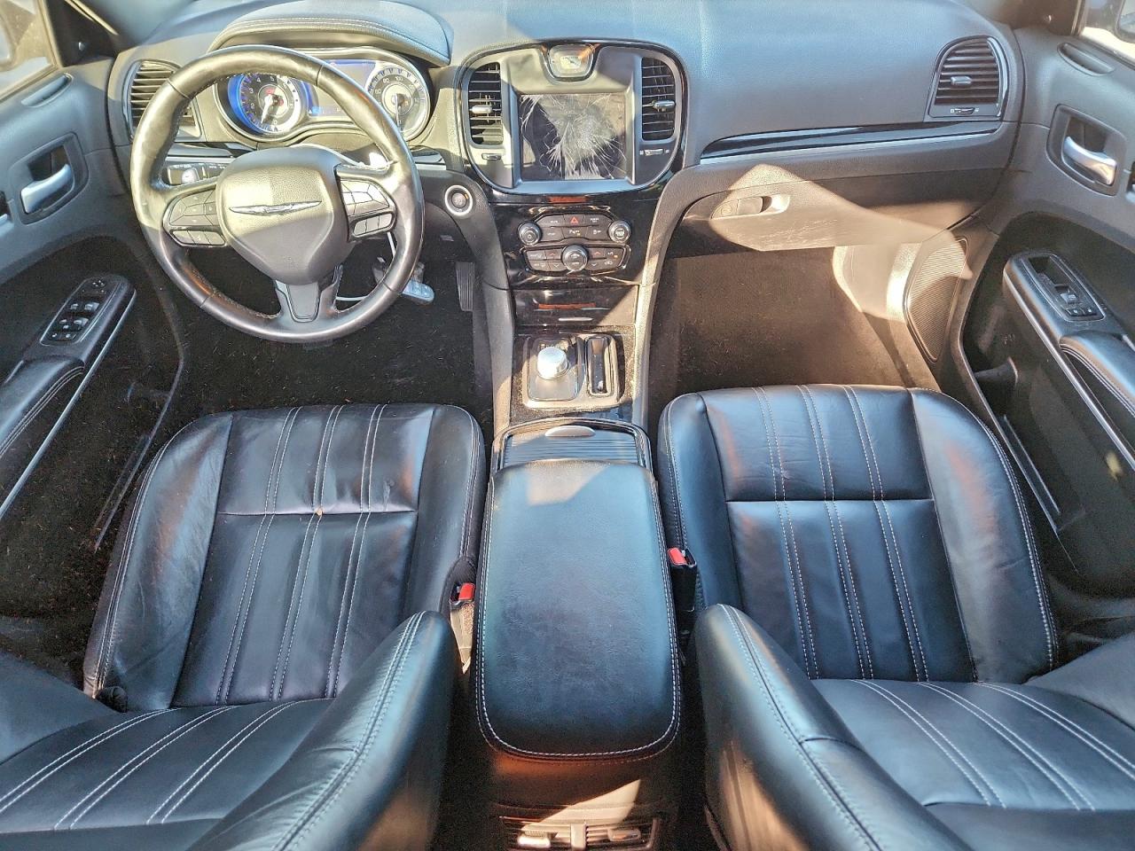 2021 CHRYSLER 300 S photo 8