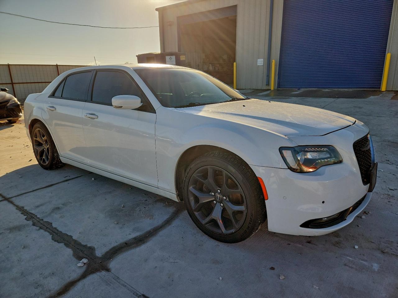 2021 CHRYSLER 300 S photo 4
