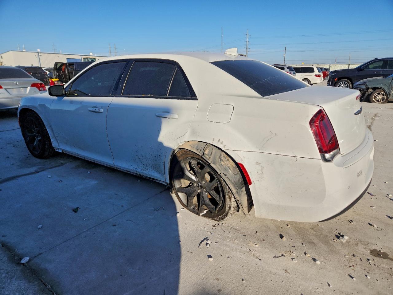 2021 CHRYSLER 300 S photo 2