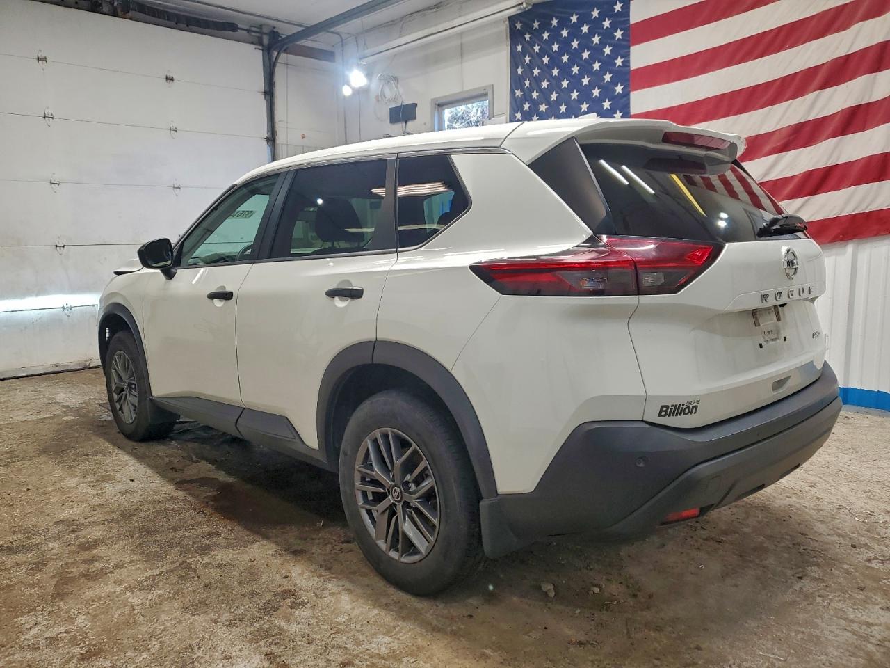 2021 NISSAN ROGUE S photo 2