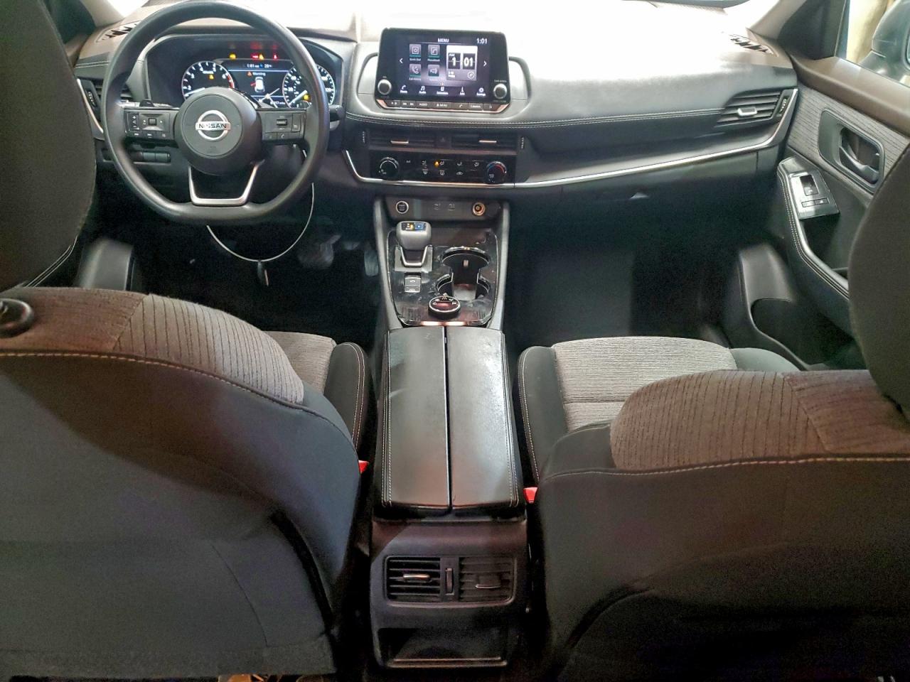 2021 NISSAN ROGUE S photo 8