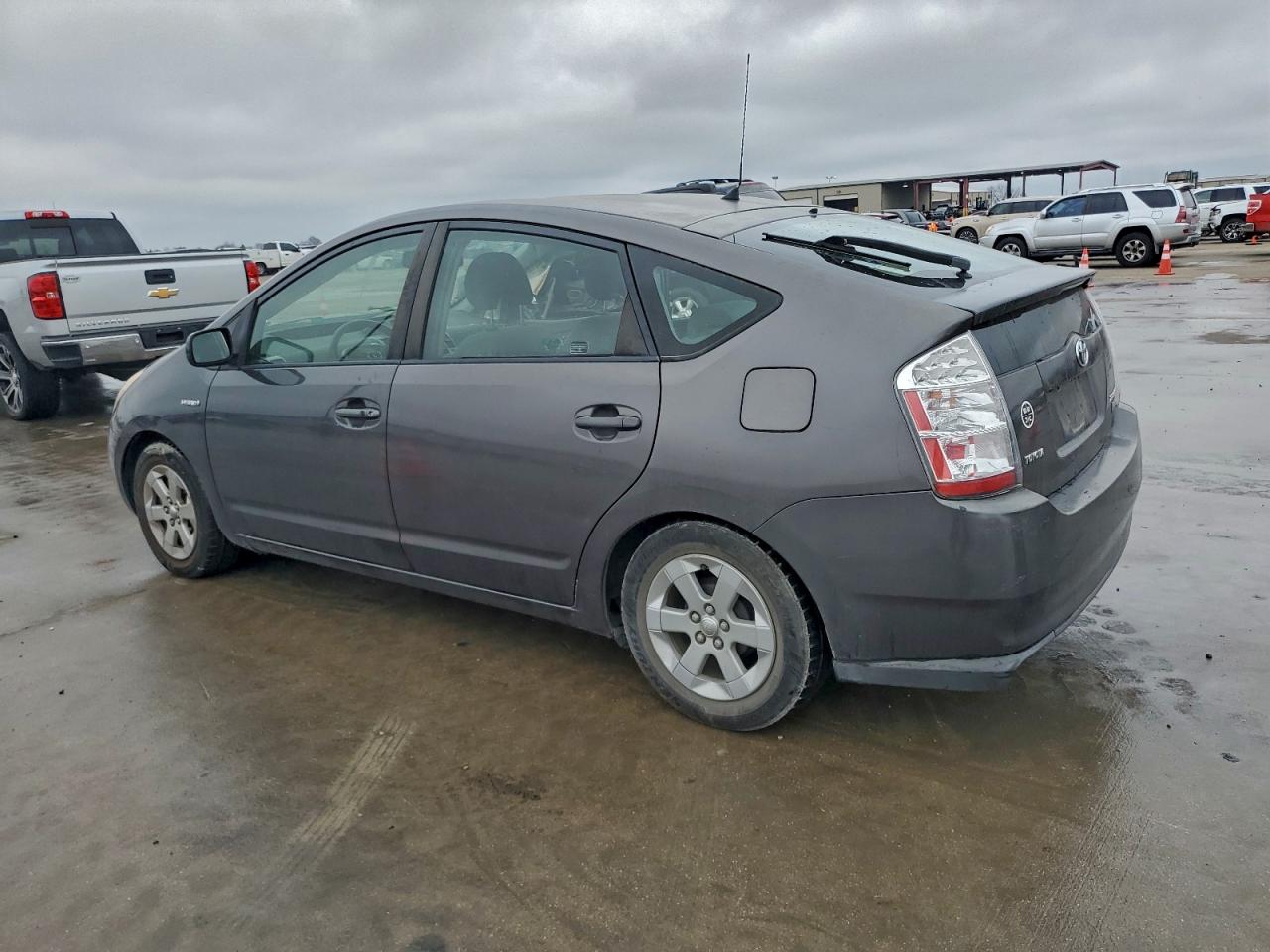 2007 TOYOTA PRIUS BASE photo 2