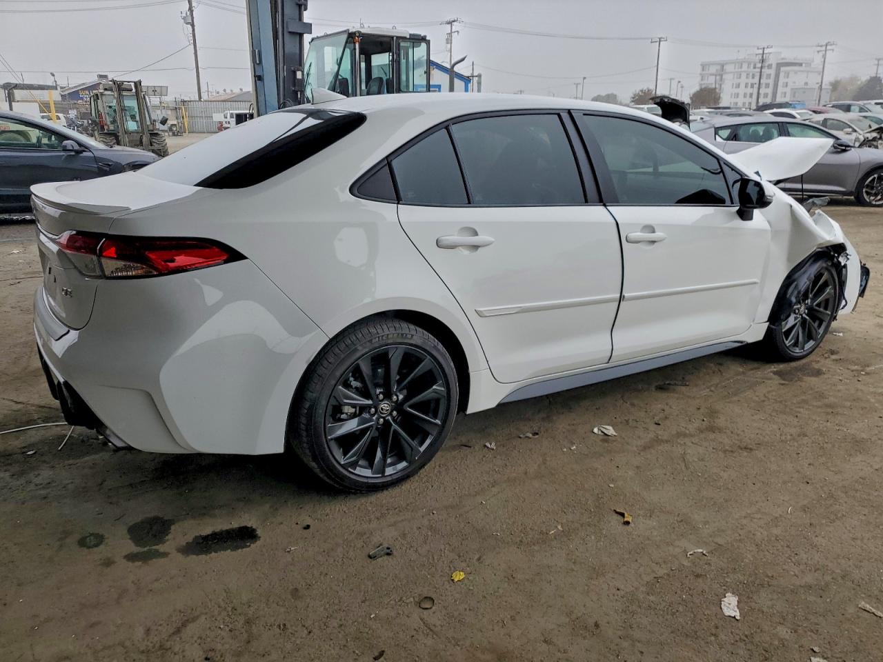 2025 TOYOTA COROLLA SE photo 3