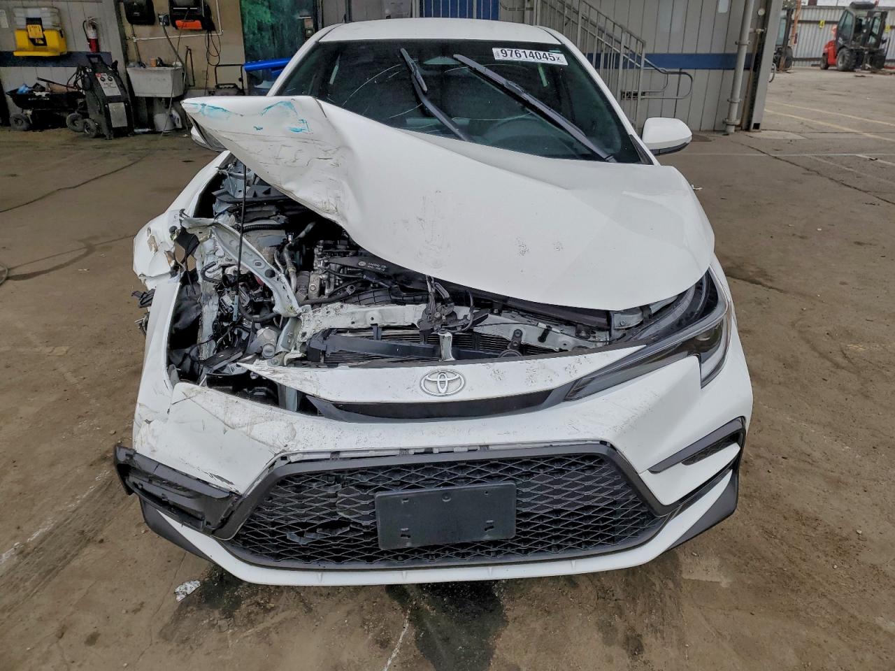 2025 TOYOTA COROLLA SE photo 5