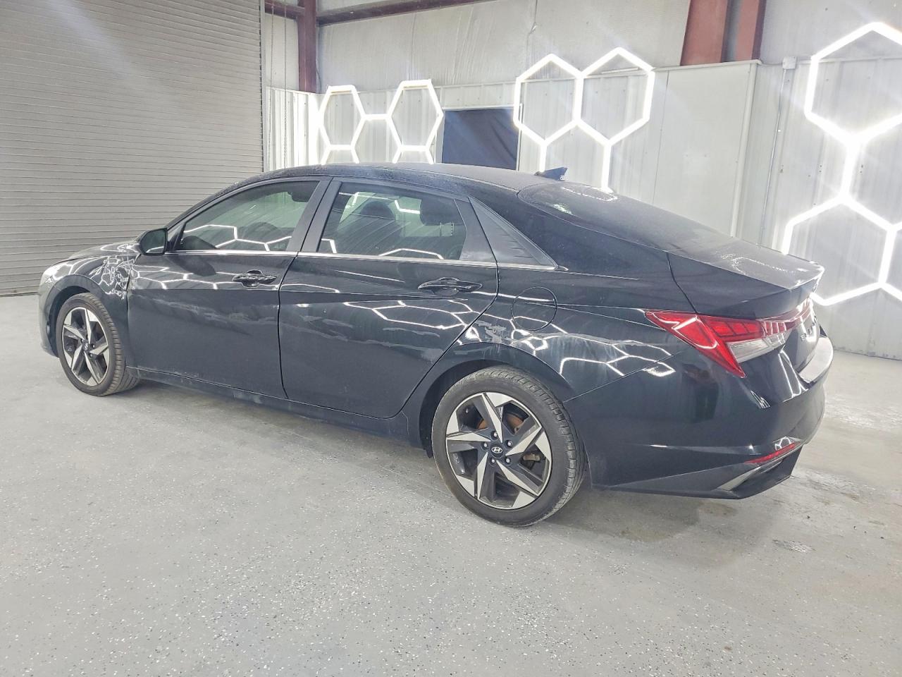 2021 HYUNDAI ELANTRA LIMITED photo 2