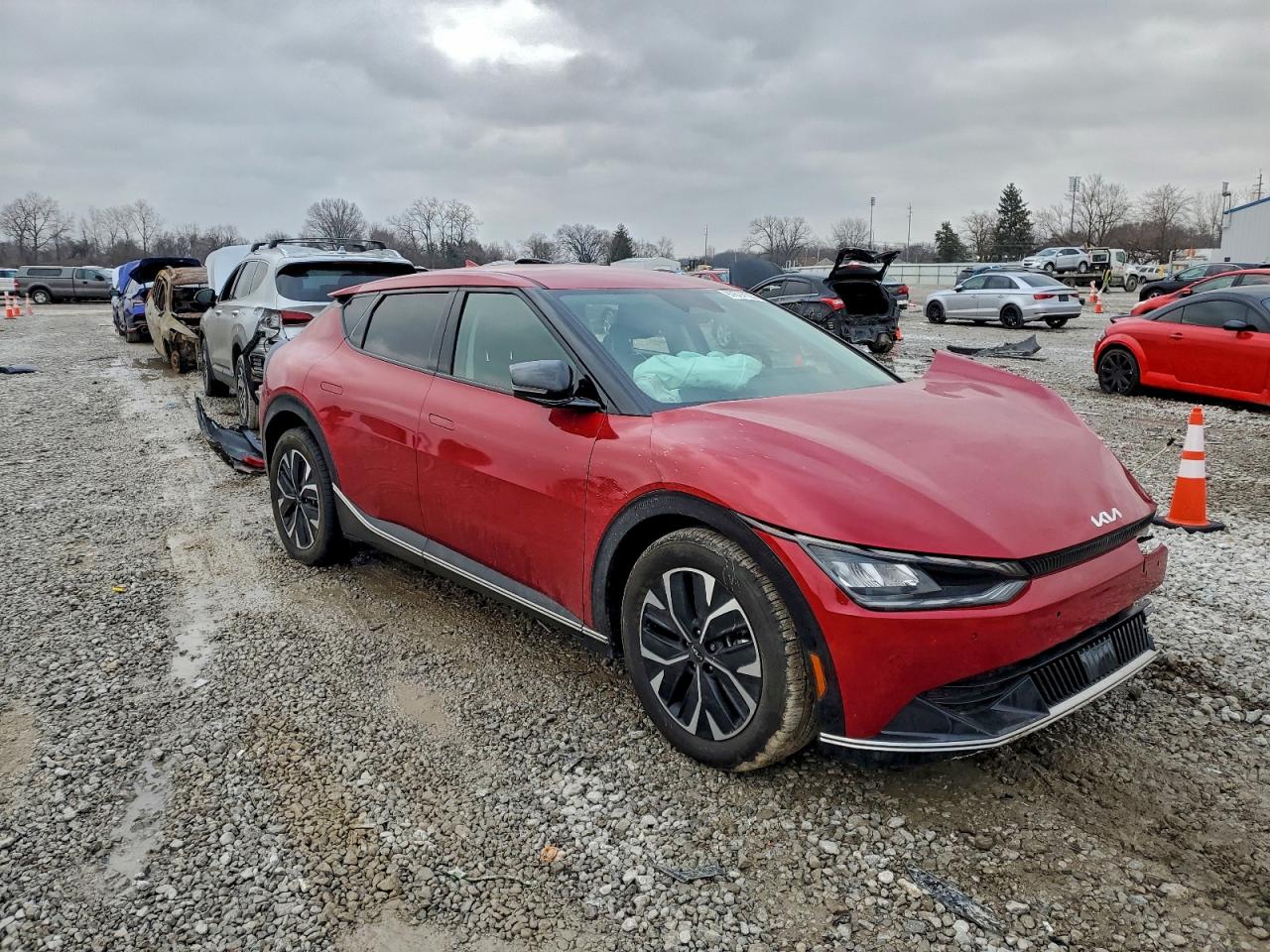 2024 KIA EV6 LIGHT photo 4