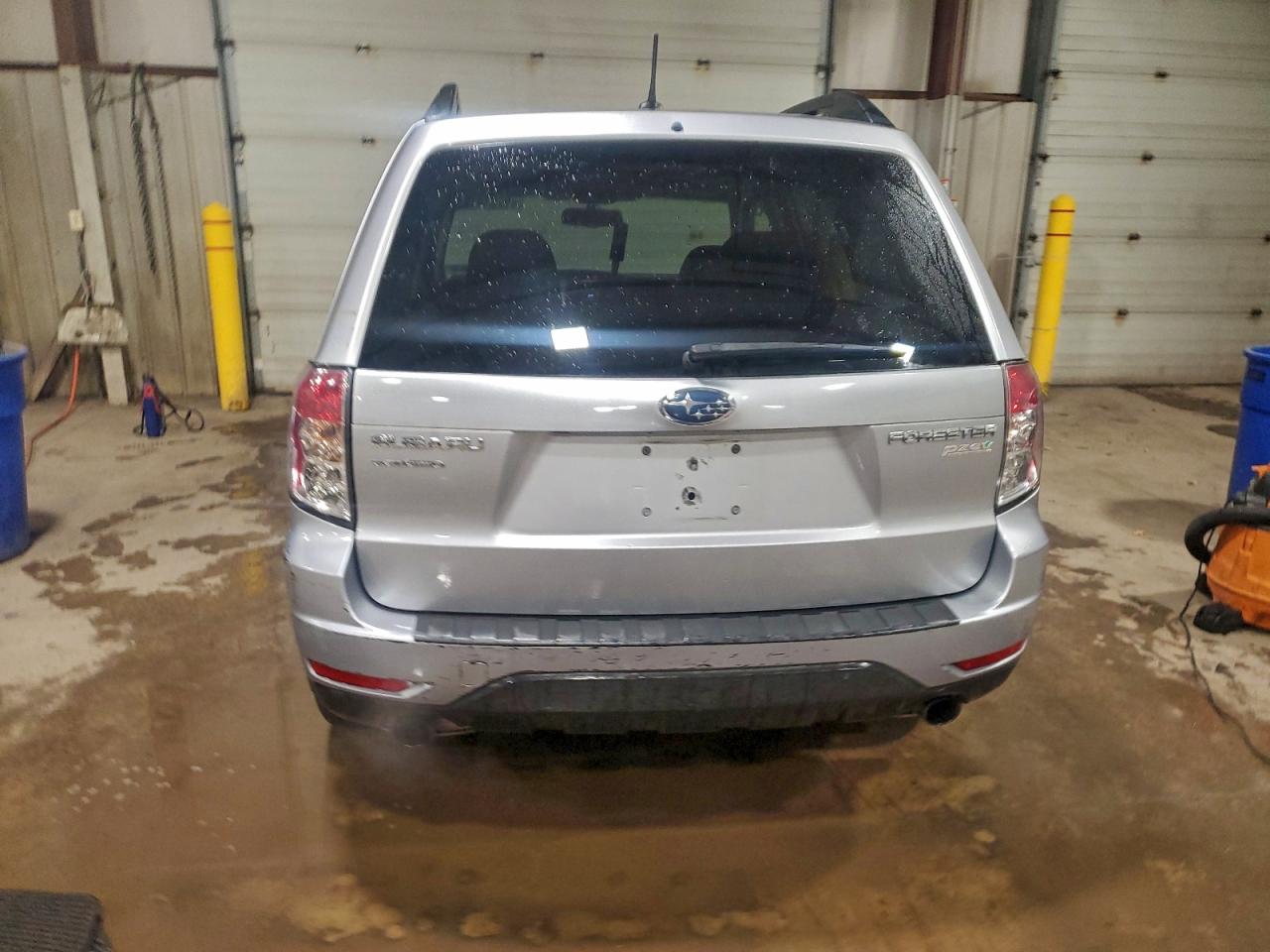 2013 SUBARU FORESTER LIMITED photo 6