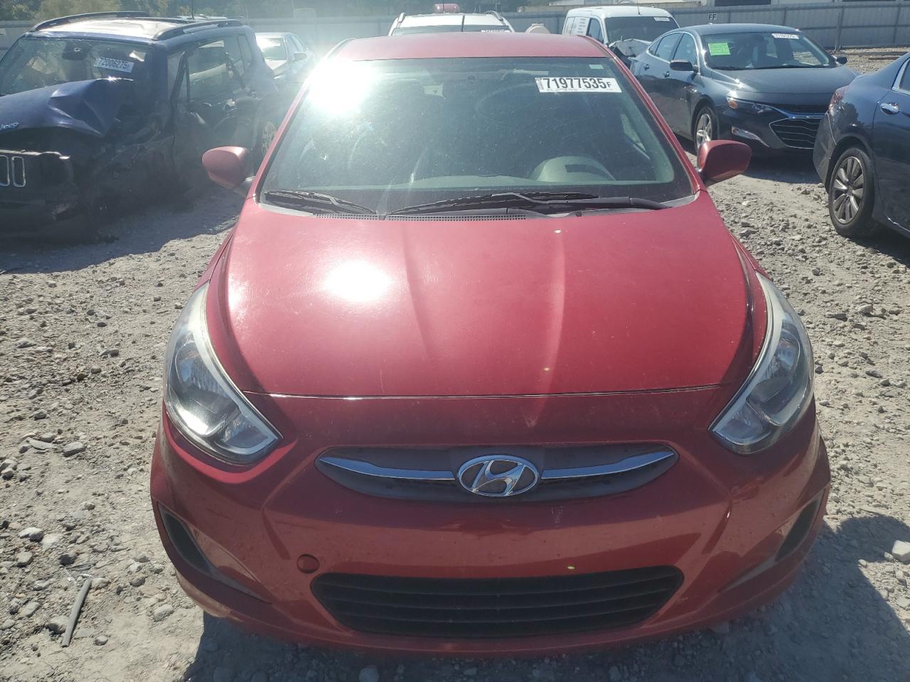 2017 HYUNDAI ACCENT SE photo 5