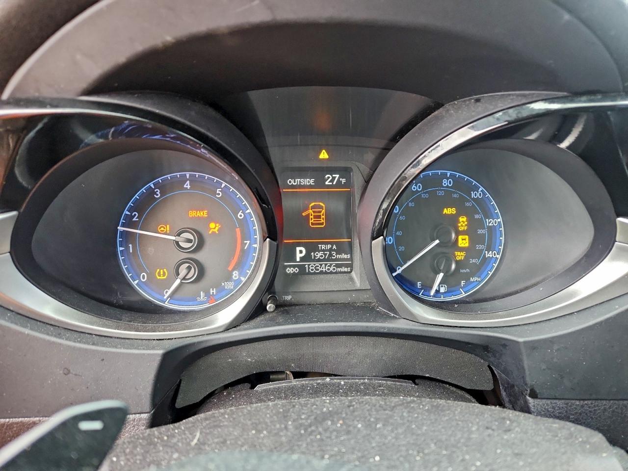 2016 TOYOTA COROLLA L photo 17