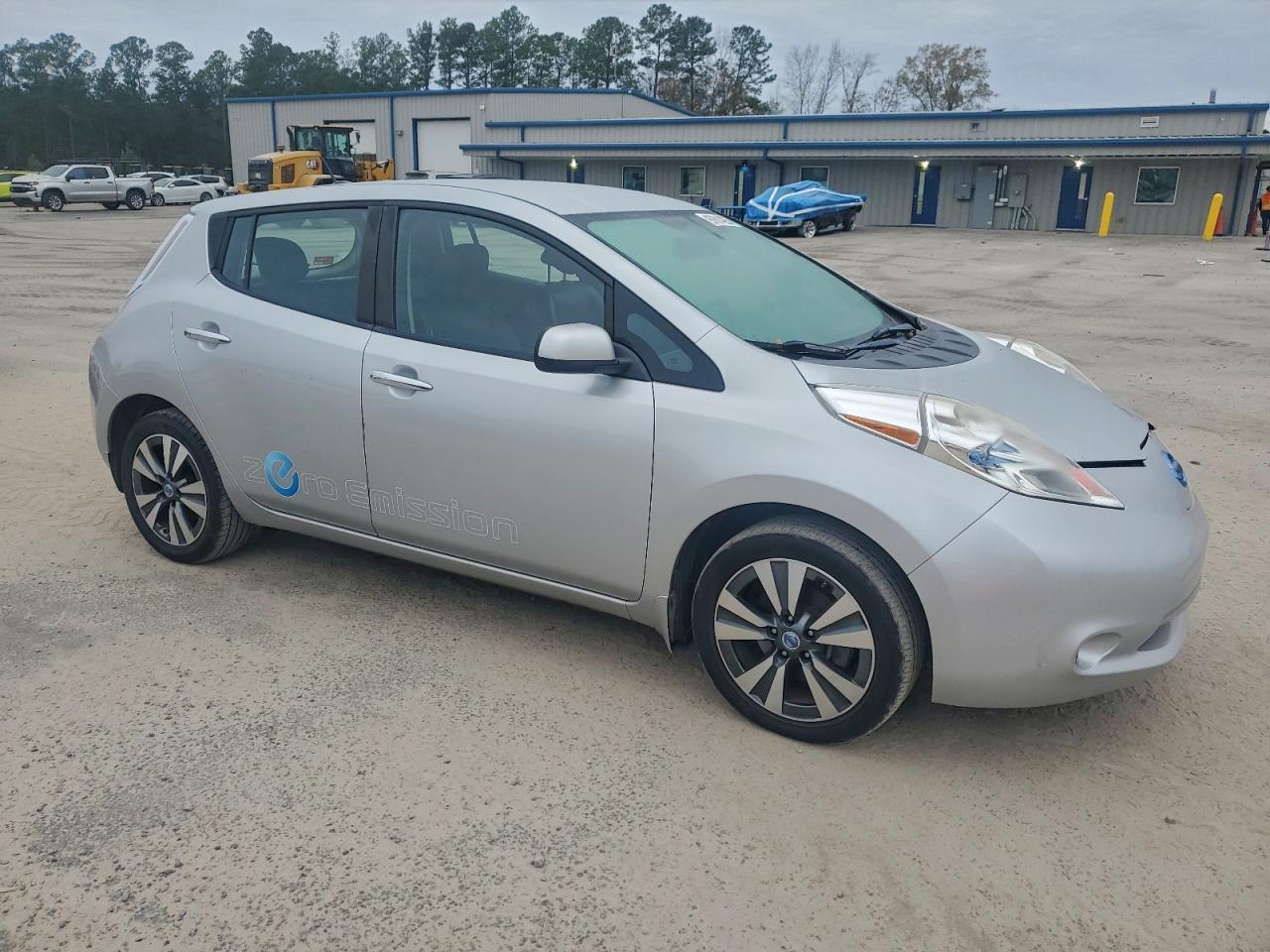 2013 NISSAN LEAF S photo 7