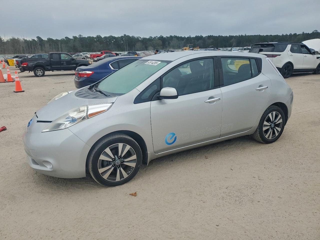 2013 NISSAN LEAF