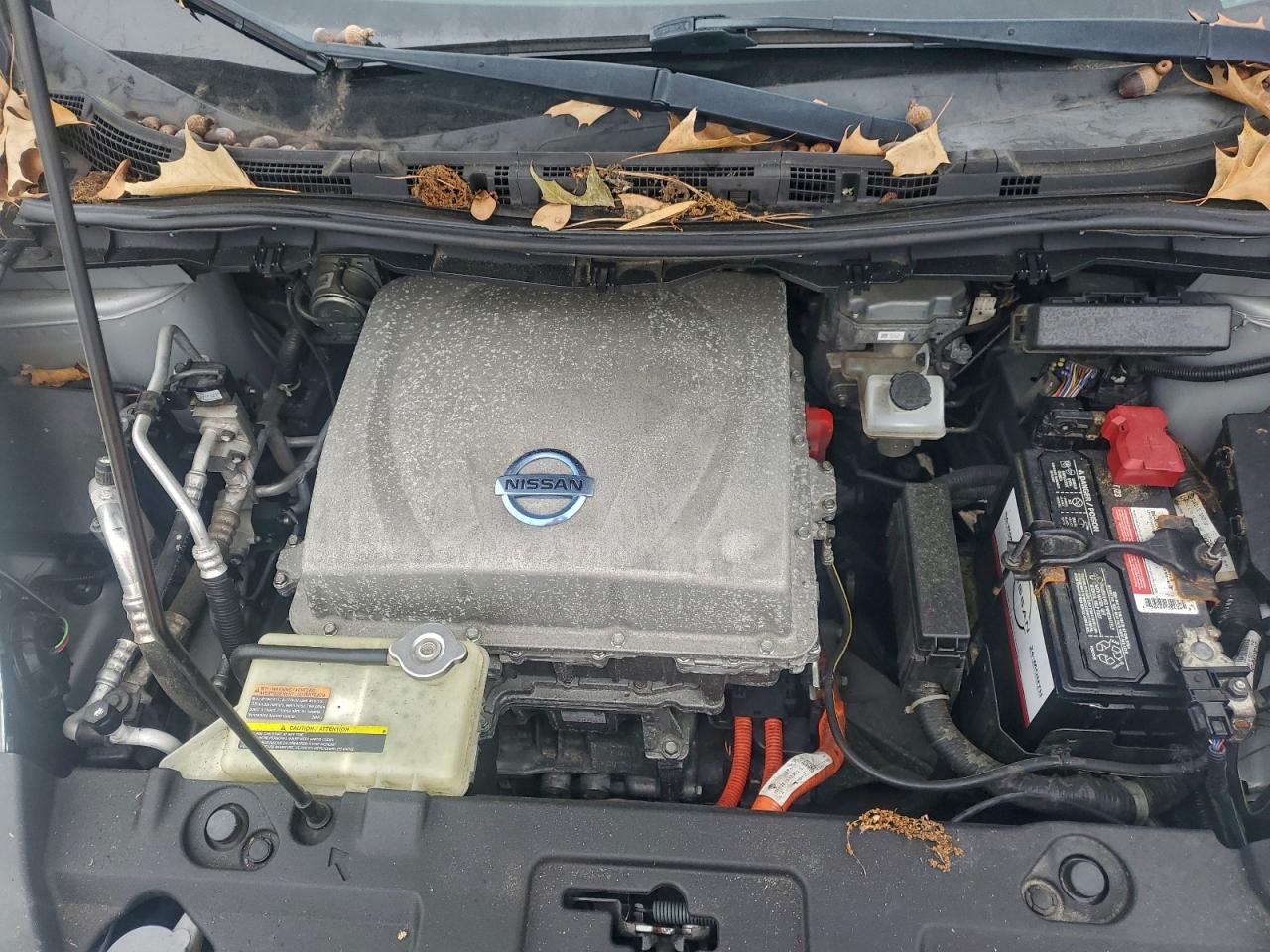 2013 NISSAN LEAF S photo 23