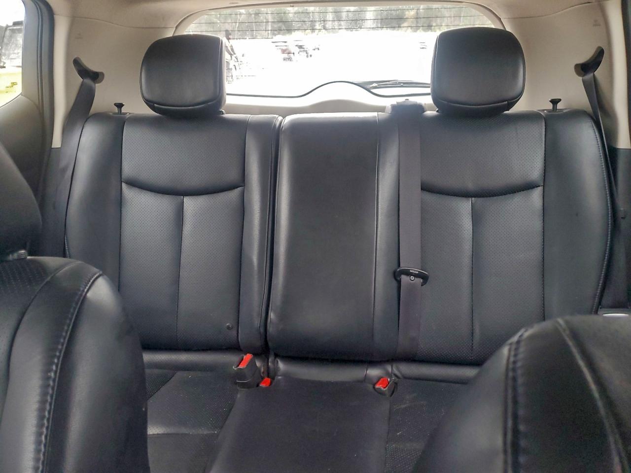 2013 NISSAN LEAF S photo 19