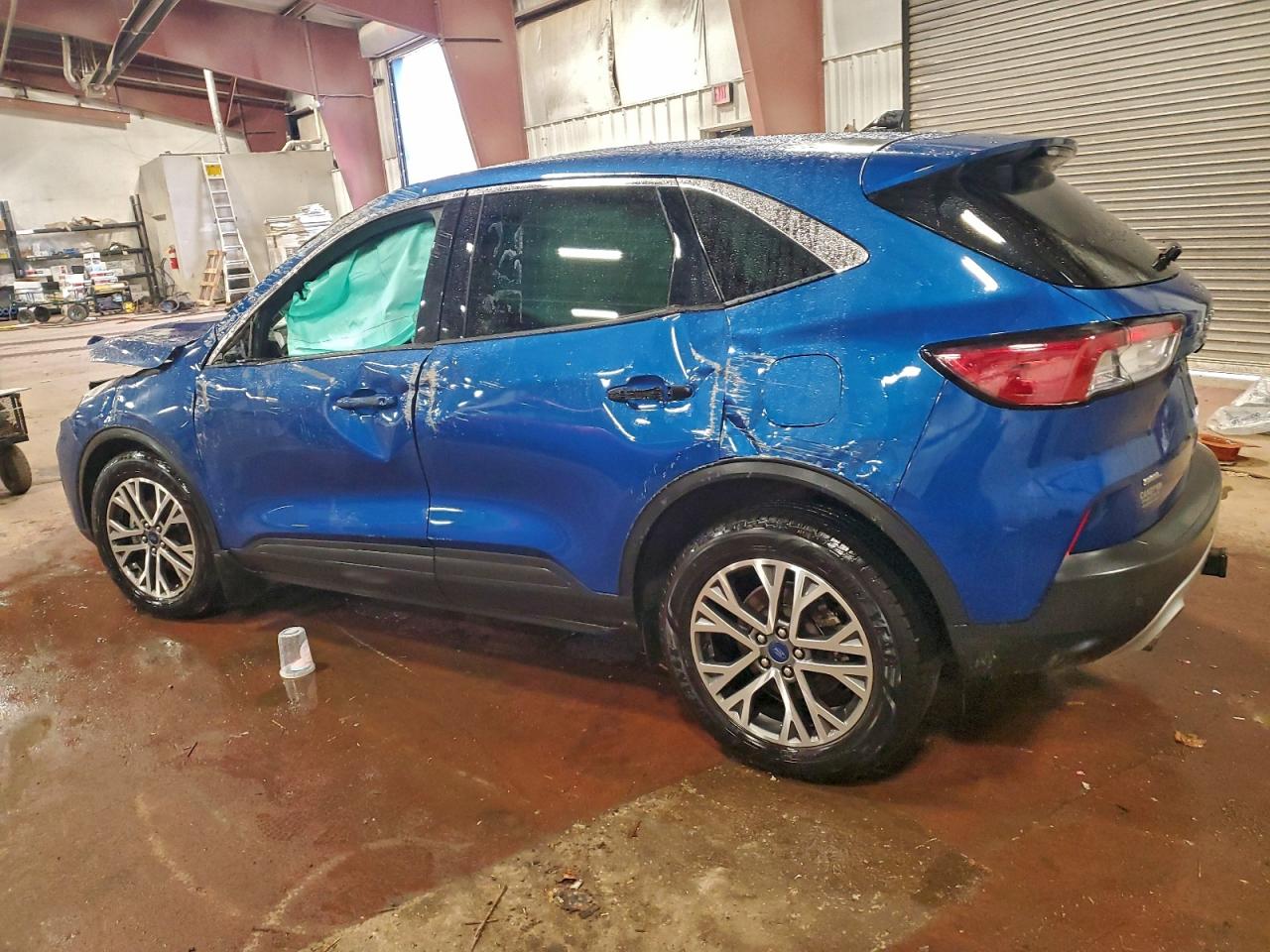 2022 FORD ESCAPE SEL photo 2