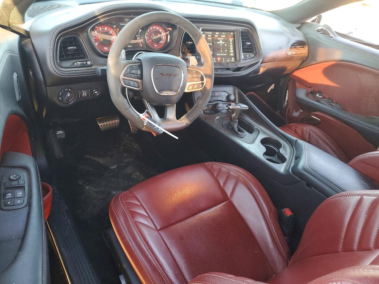 2023 DODGE CHALLENGER SRT HELLCAT photo 8