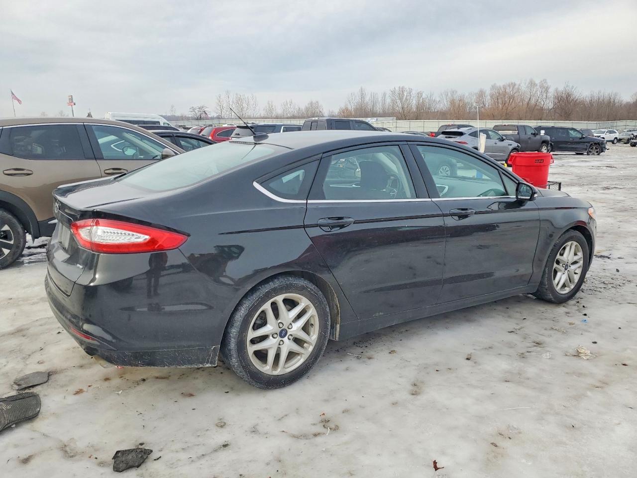 2015 FORD FUSION SE photo 3