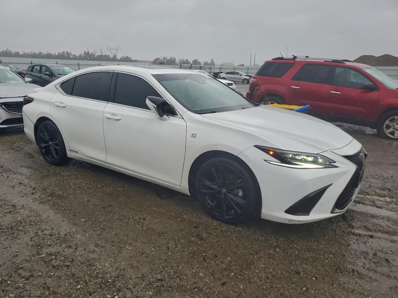 2022 LEXUS ES 300H BASE photo 4