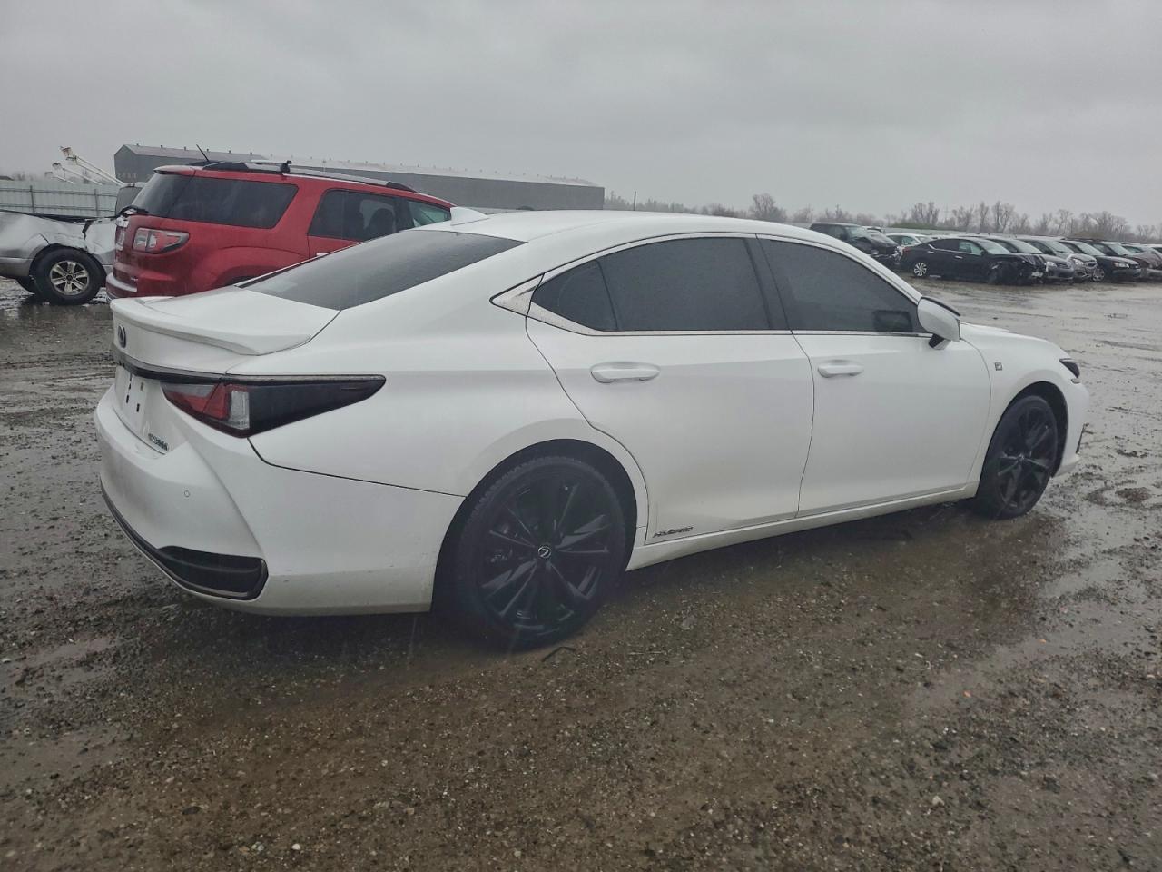 2022 LEXUS ES 300H BASE photo 3