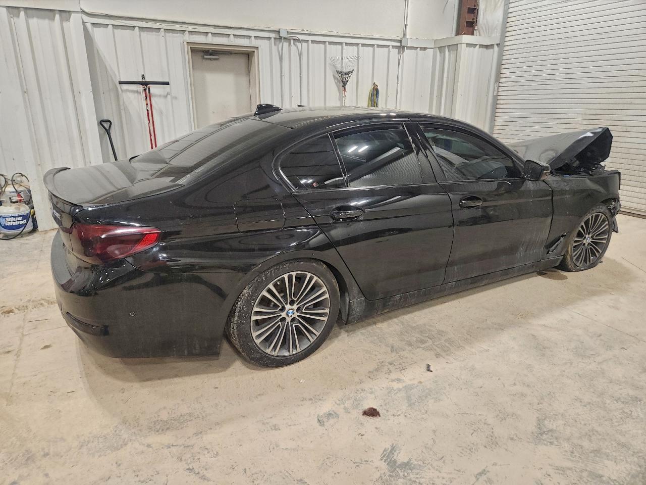 2017 BMW 530 XI photo 3