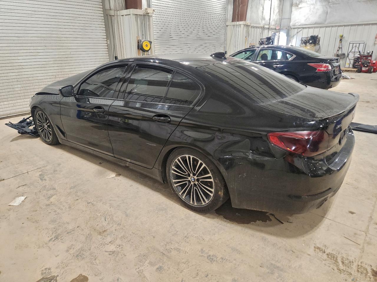 2017 BMW 530 XI photo 2