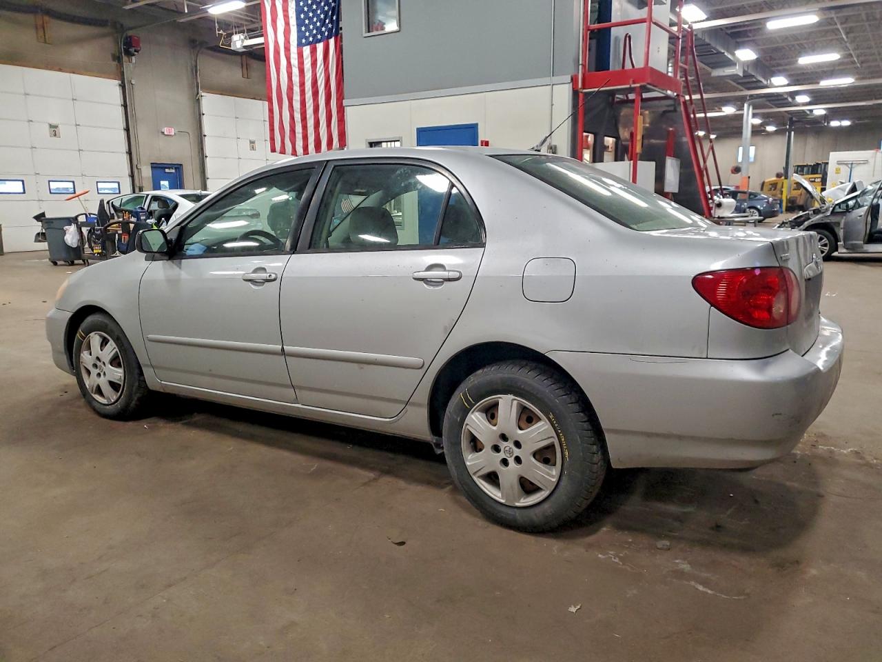 2006 TOYOTA COROLLA CE photo 2