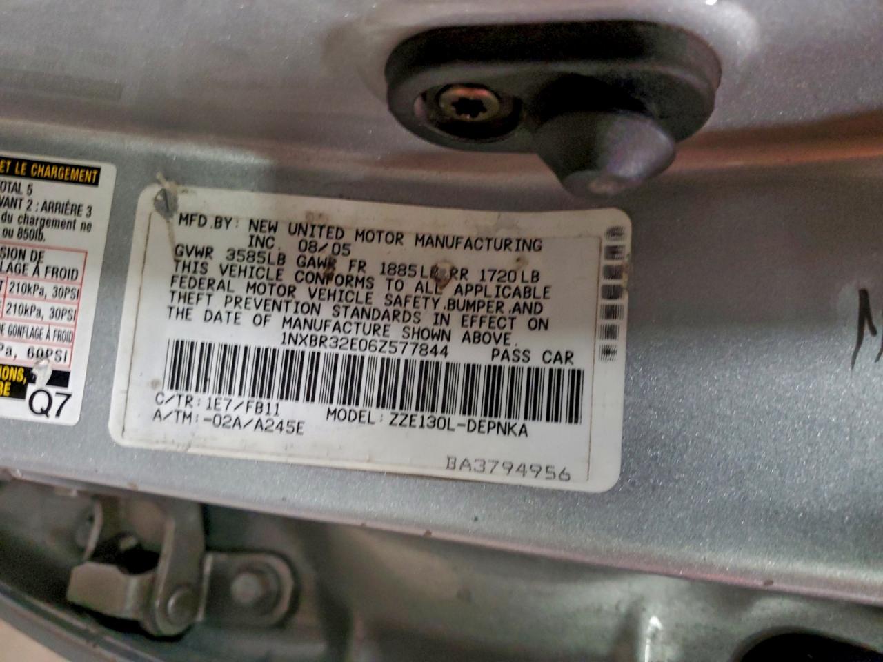 2006 TOYOTA COROLLA CE photo 12