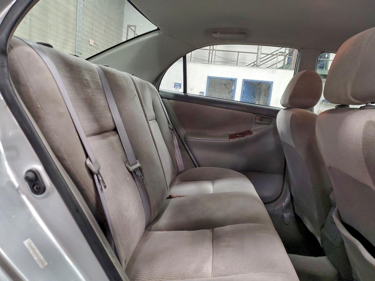 2006 TOYOTA COROLLA CE photo 10