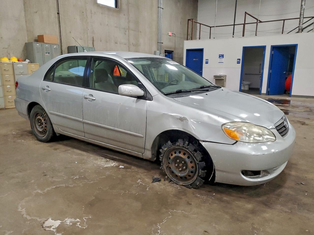 2006 TOYOTA COROLLA CE photo 4