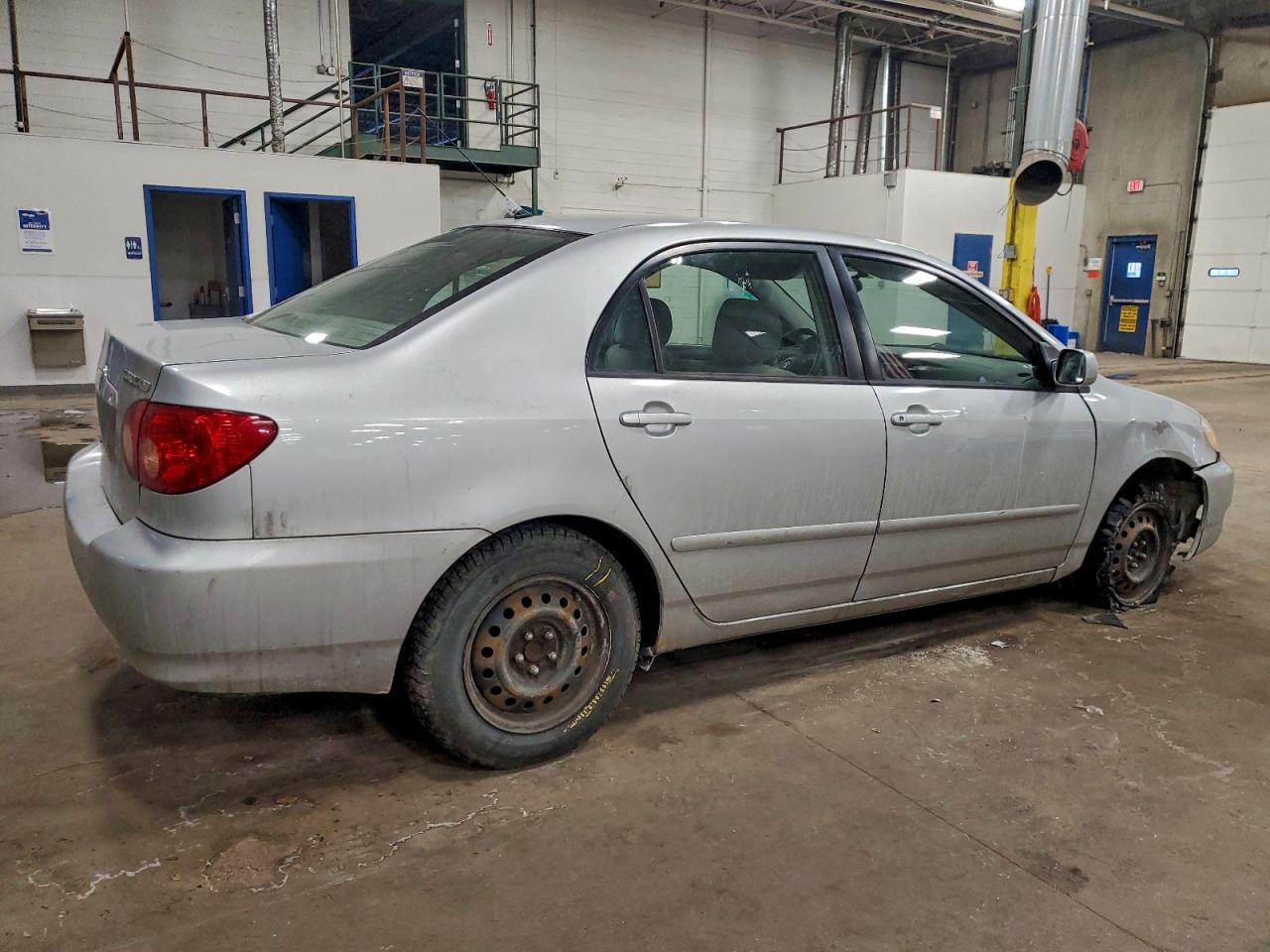2006 TOYOTA COROLLA CE photo 3