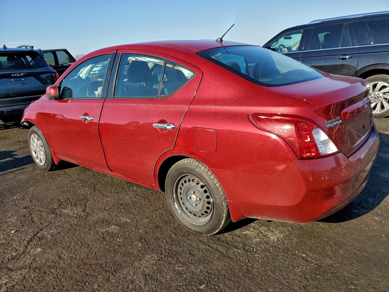 2012 NISSAN VERSA S photo 2