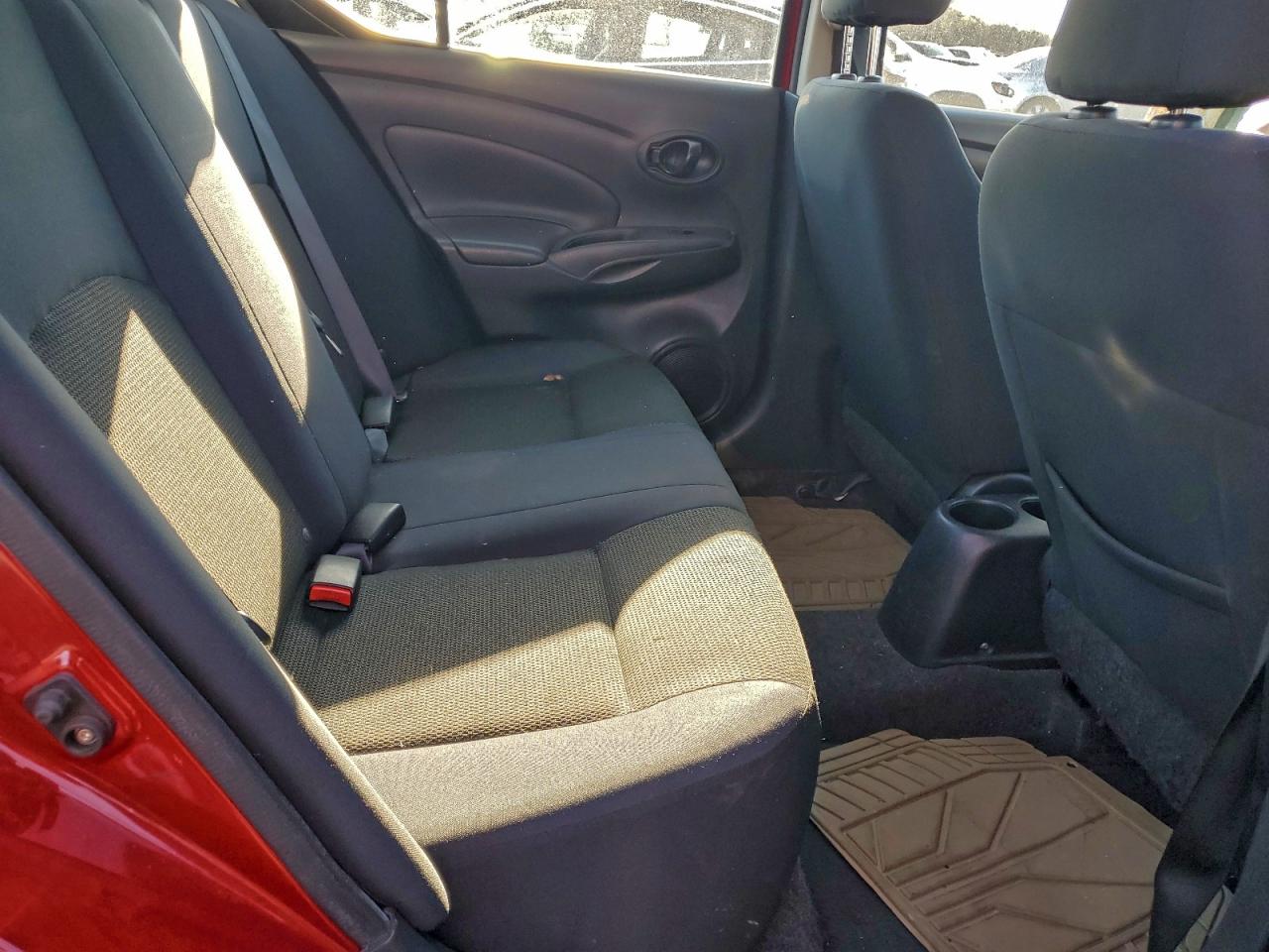 2012 NISSAN VERSA S photo 10