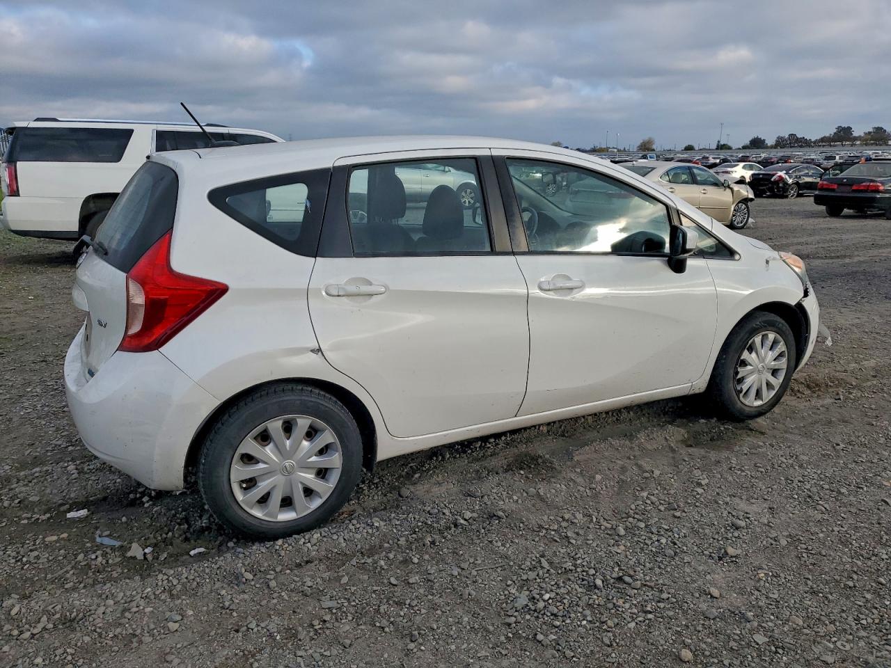 2016 NISSAN VERSA NOTE S photo 3