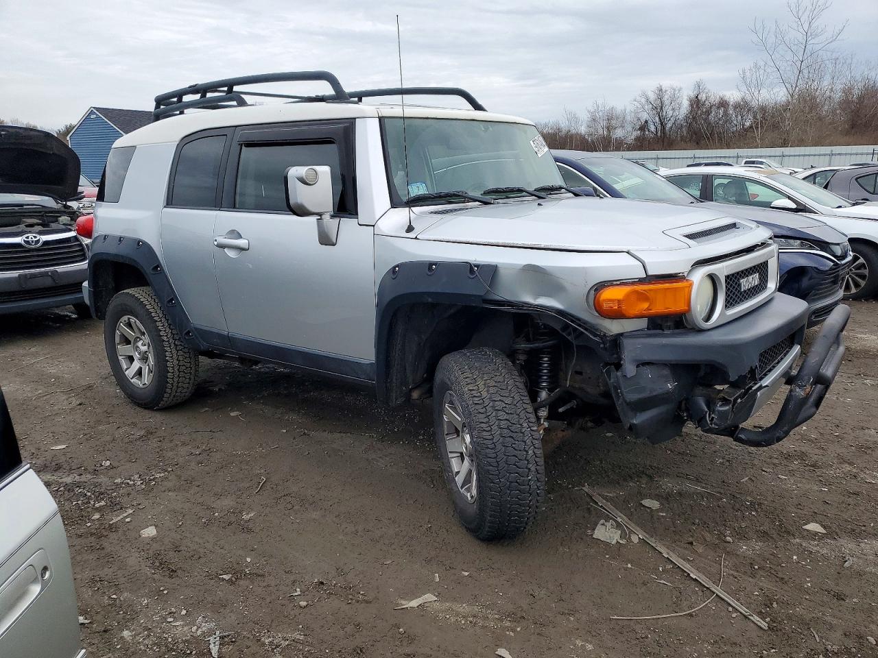 2007 TOYOTA FJ CRUISER photo 4