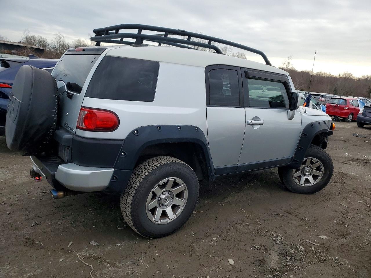 2007 TOYOTA FJ CRUISER photo 3