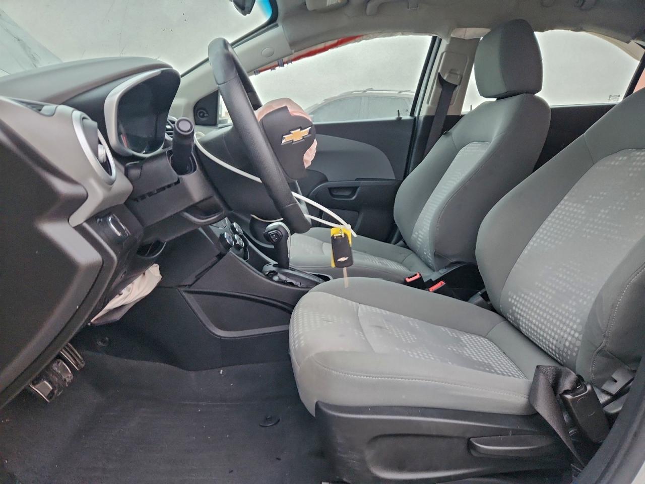 2017 CHEVROLET SONIC LS photo 13