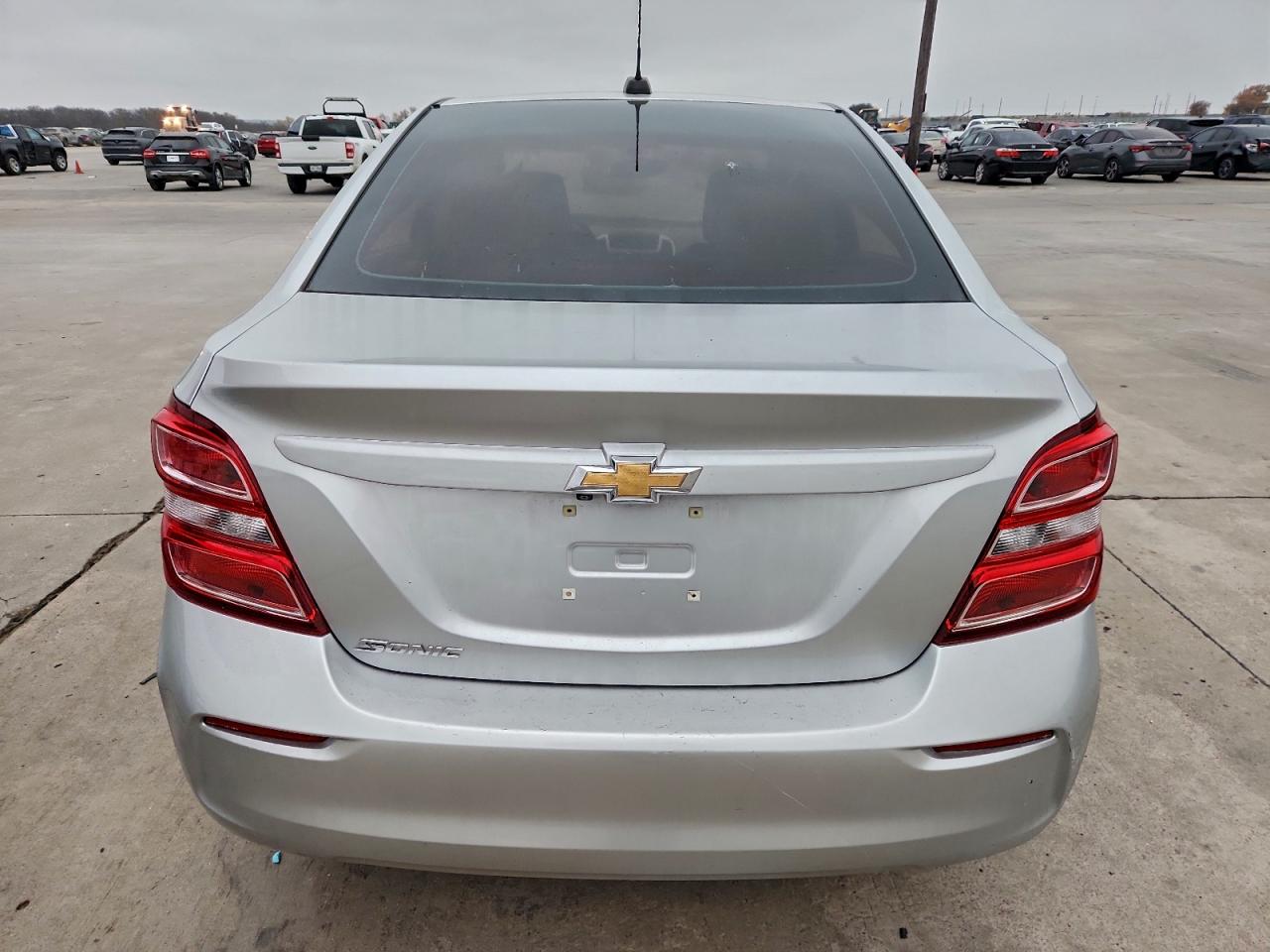 2017 CHEVROLET SONIC LS photo 11