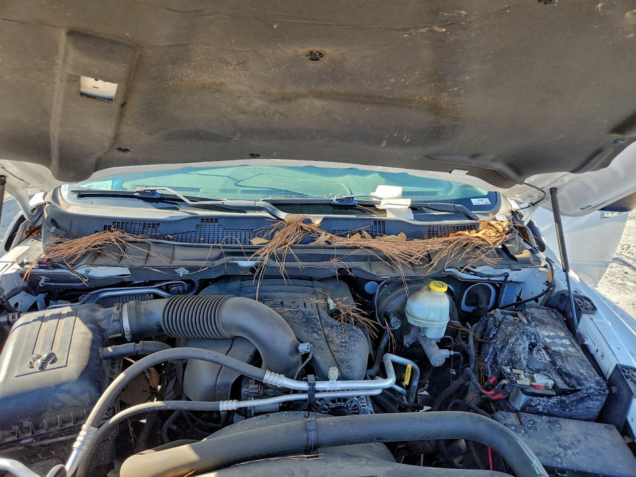 2015 RAM 1500 SLT photo 11
