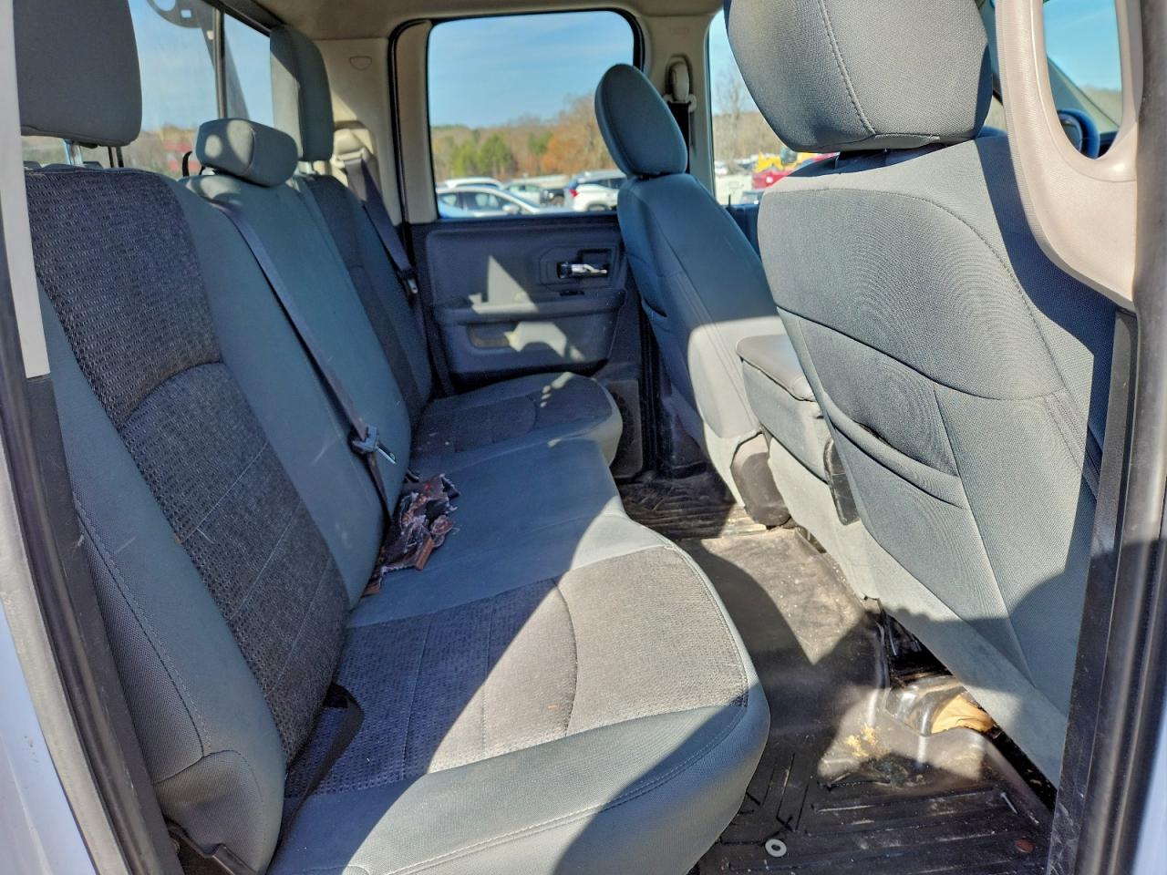 2015 RAM 1500 SLT photo 10
